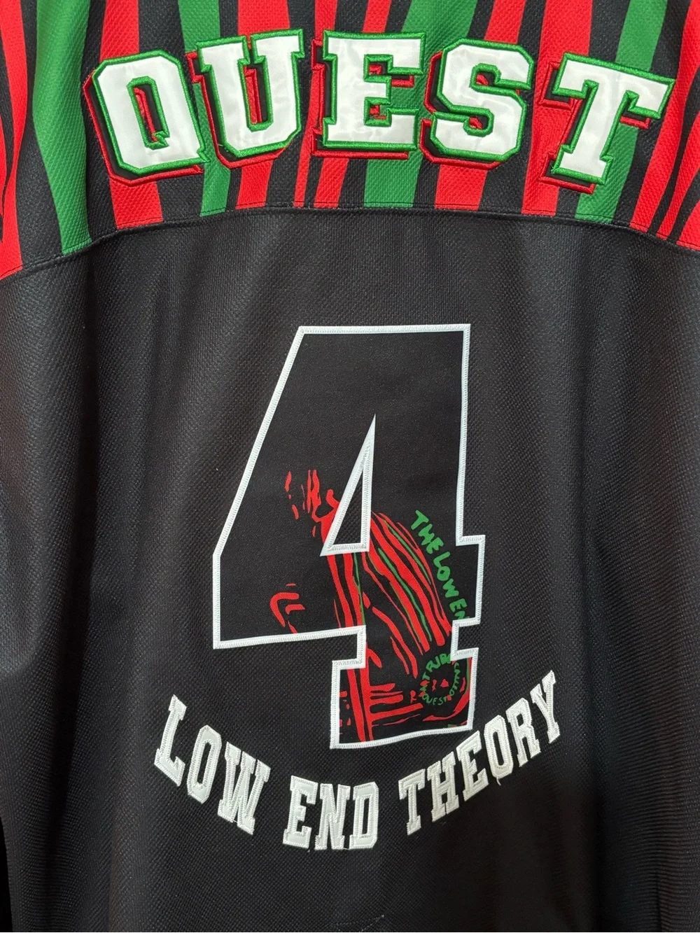 A Tribe Called Quest Low End Theory Men's Jersey - Black/Red/Green - Picture 11 of 16